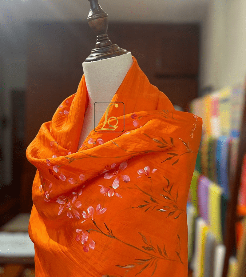 Khăn lụa tơ tằm vẽ tay hoa Thuỷ tiên nước