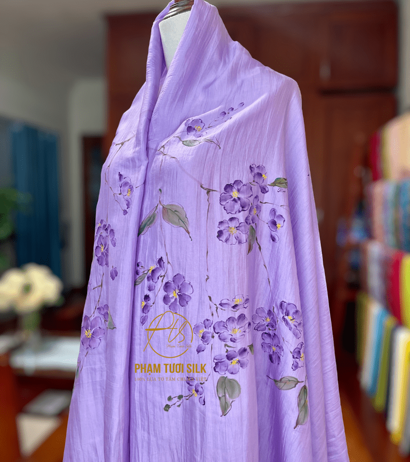 Khăn lụa tơ tằm vẽ tay hoa Bằng Lăng