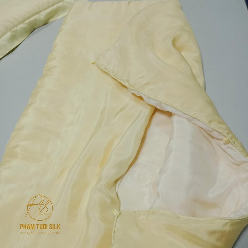 Chăn tơ tằm cho bé