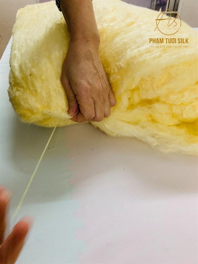 Gối ngủ 100% tơ tằm tự nhiên (40x60cm)