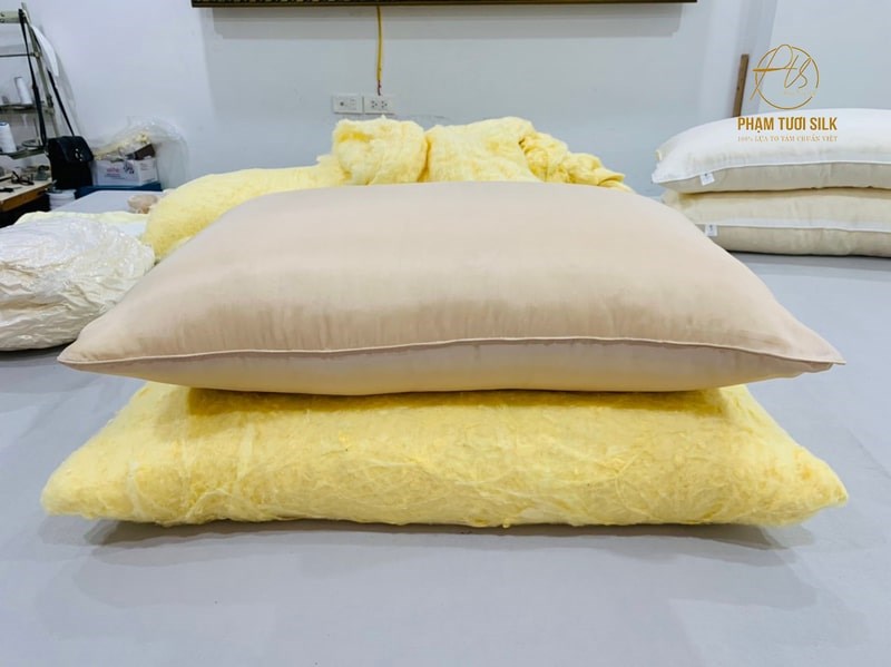 Gối ngủ 100% tơ tằm tự nhiên (40x60cm)