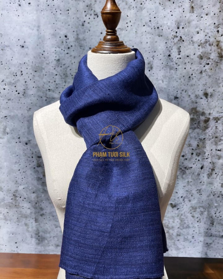 Khăn đũi tơ tằm tự nhiên màu xanh Navy