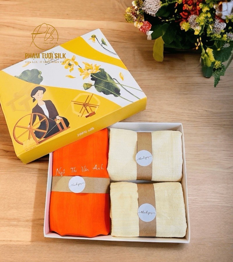 Set quà tặng tơ tằm 01