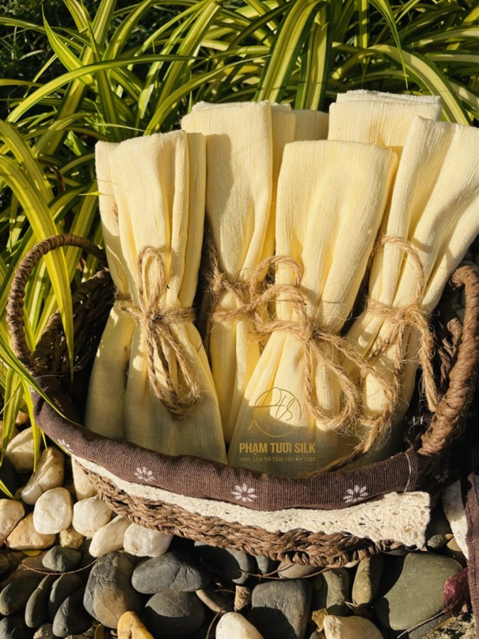 Khăn tẩy da chết body tơ tằm tự nhiên