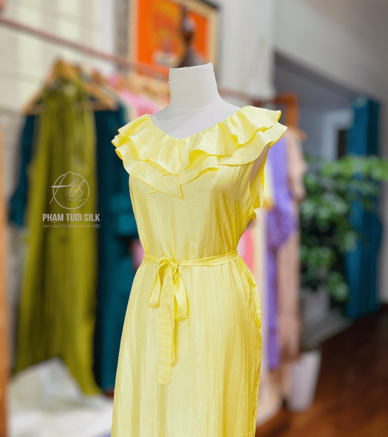 Váy lụa tơ tằm cao cấp màu vàng