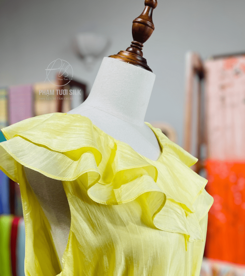 Váy lụa tơ tằm cao cấp màu vàng