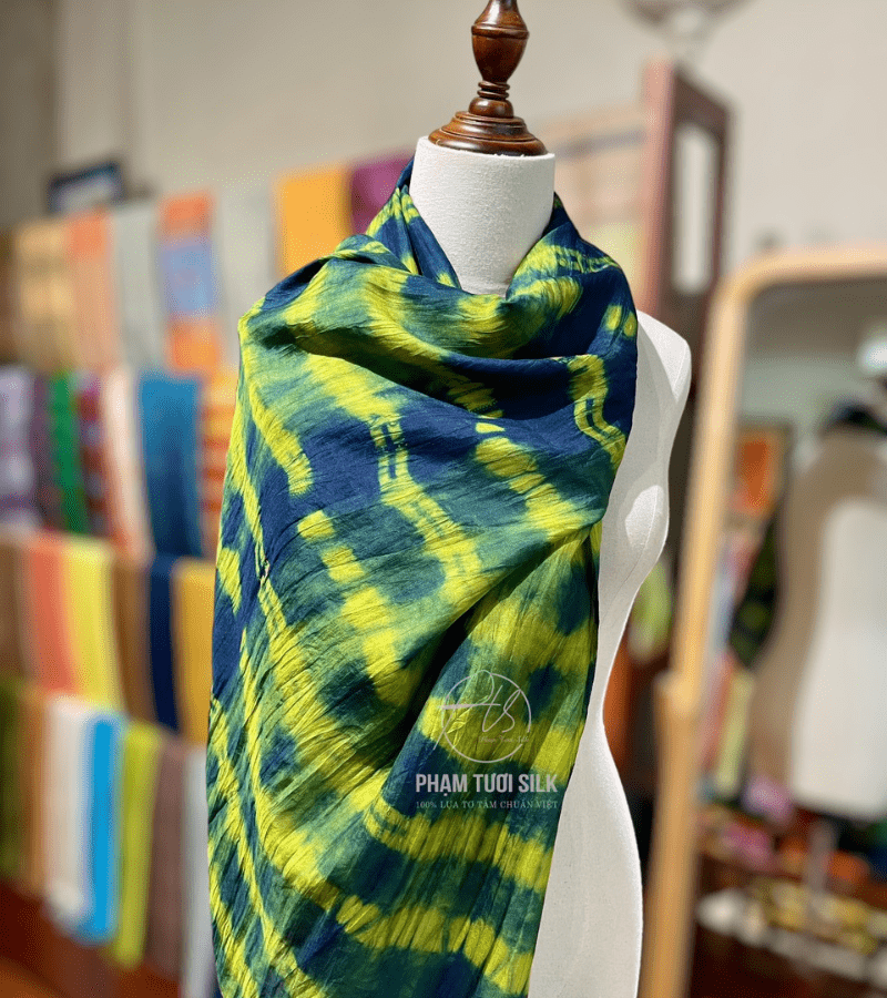 Khăn lụa tơ tằm loang màu