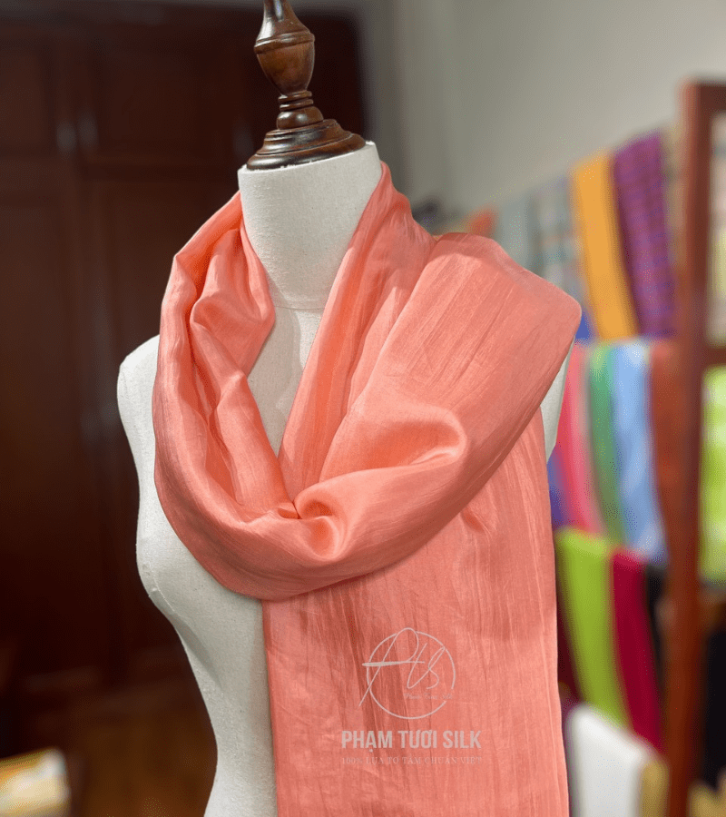 Khăn lụa tơ tằm trơn màu cam hồng