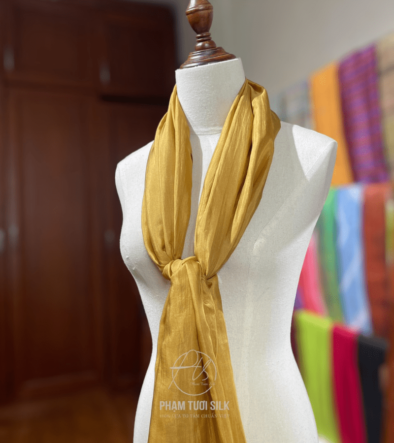 Khăn lụa tơ tằm trơn màu vàng đồng