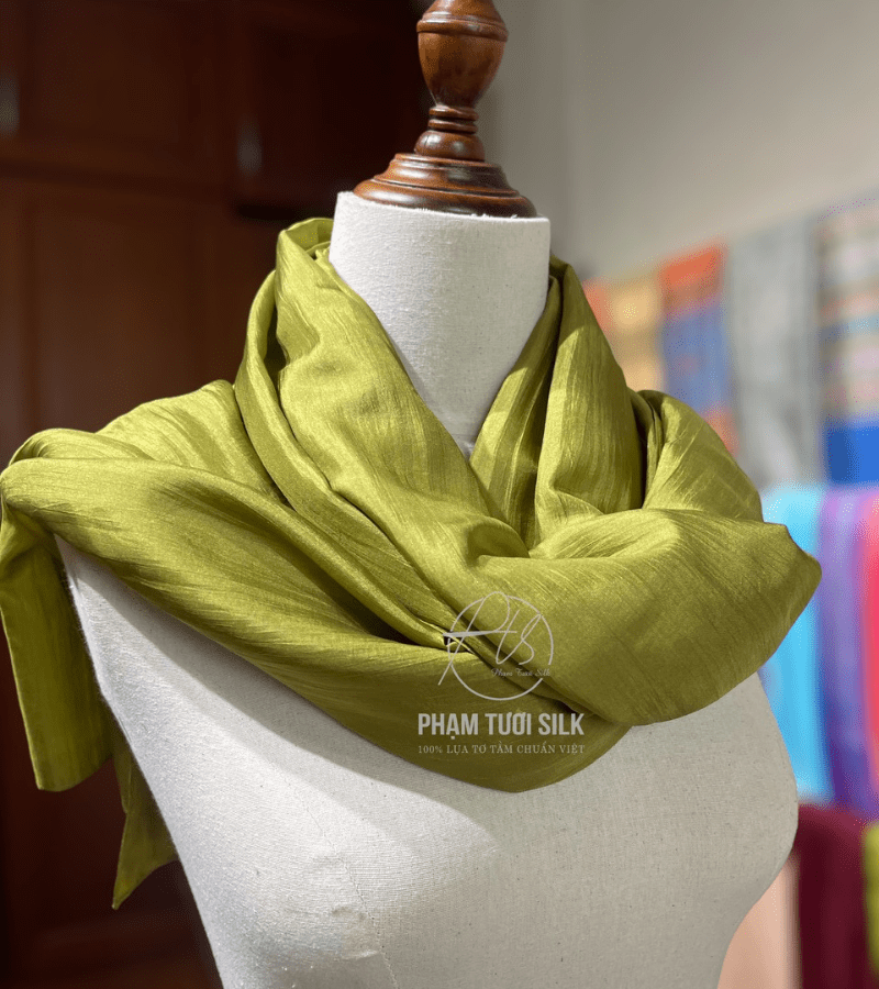 Khăn lụa tơ tằm trơn màu oliu
