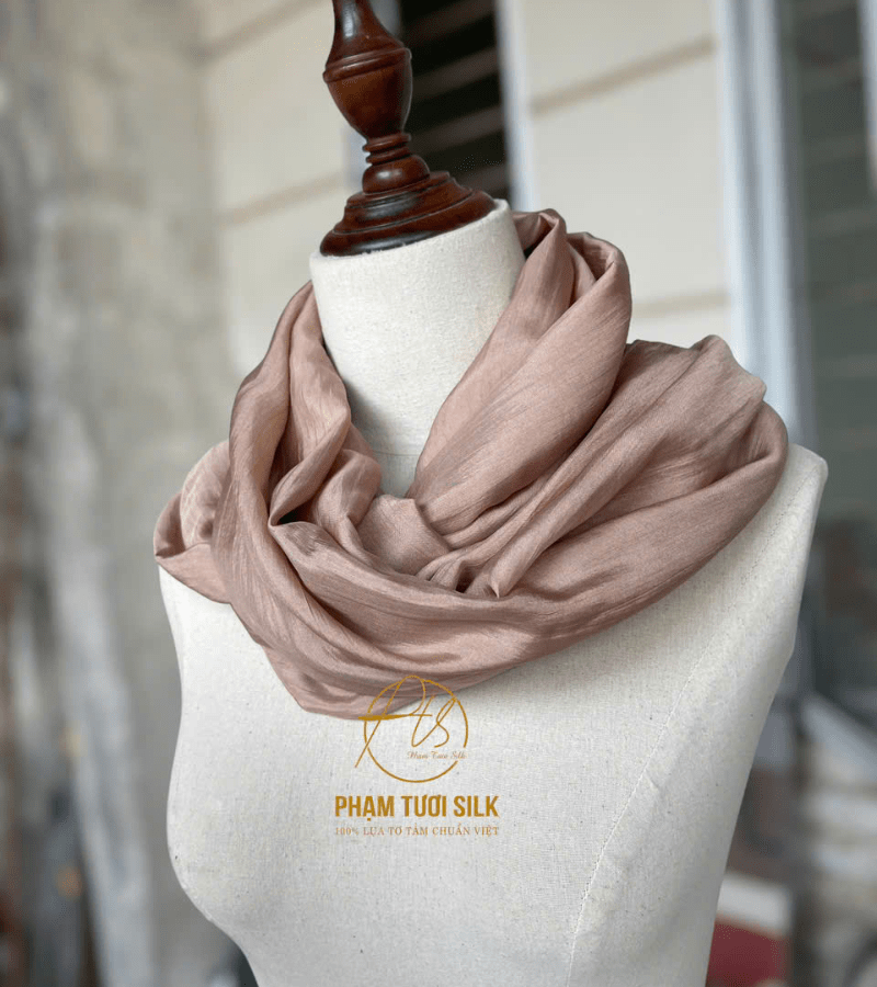 Khăn lụa tơ tằm trơn màu kem sữa