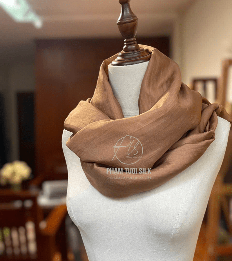 Khăn lụa tơ tằm trơn màu nâu
