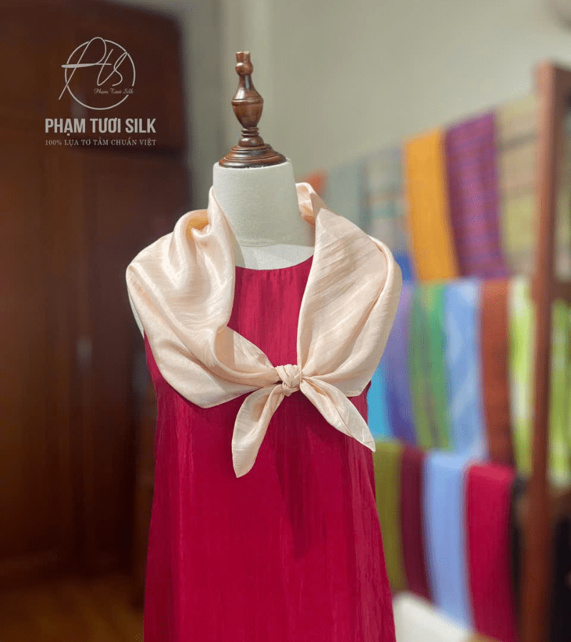 Khăn Lụa Tơ Tằm Vuông Màu Be (85x85cm)