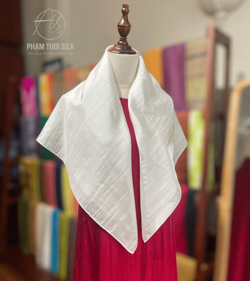 Khăn Lụa Tơ Tằm Vuông Màu Trắng (85x85cm)