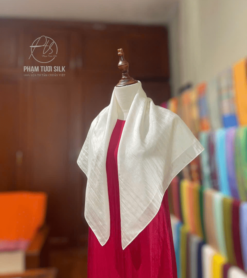 Khăn Lụa Tơ Tằm Vuông Màu Trắng (85x85cm)