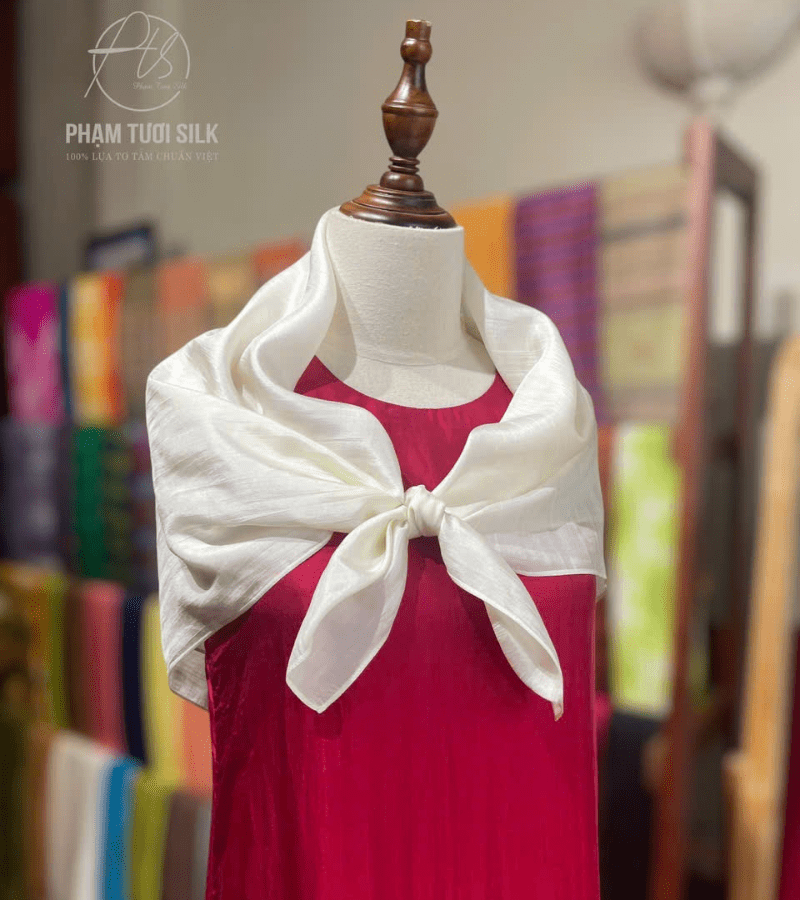 Khăn Lụa Tơ Tằm Vuông Màu Trắng (85x85cm)