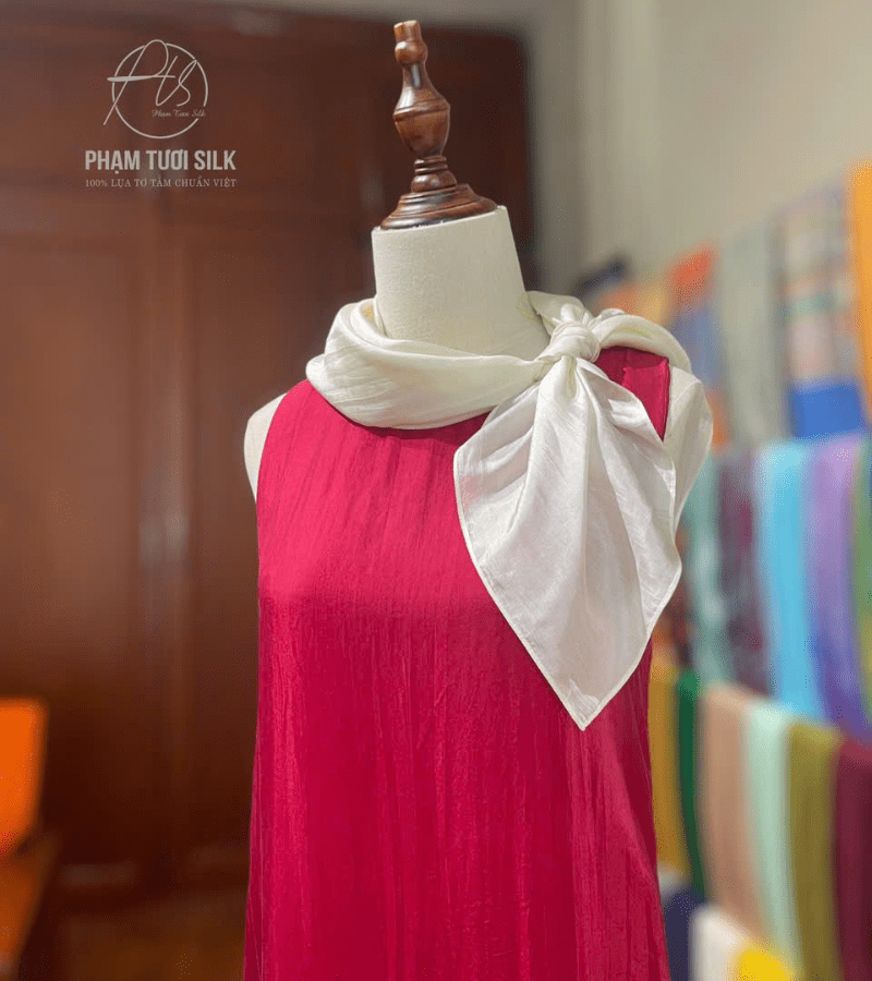 Khăn Lụa Tơ Tằm Vuông Màu Trắng (85x85cm)