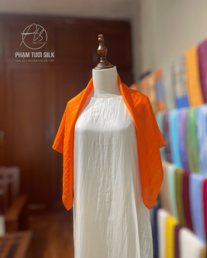 Khăn Lụa Tơ Tằm Vuông Màu Cam (85x85cm)