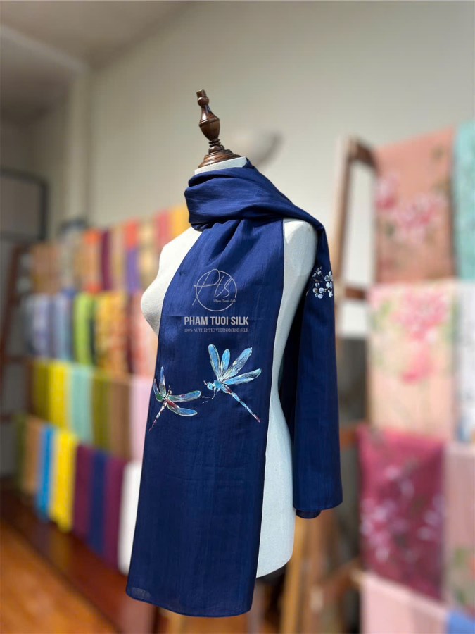 Khăn lụa tơ tằm vẽ tay hoa Đào và Chuồn Chuồn