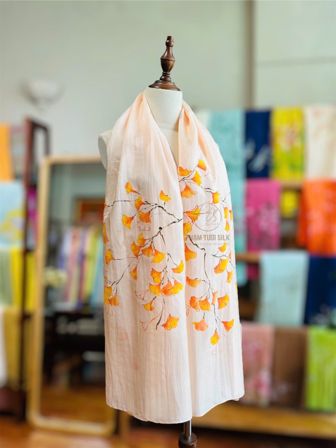 Khăn lụa tơ tằm vẽ tay Ginkgo