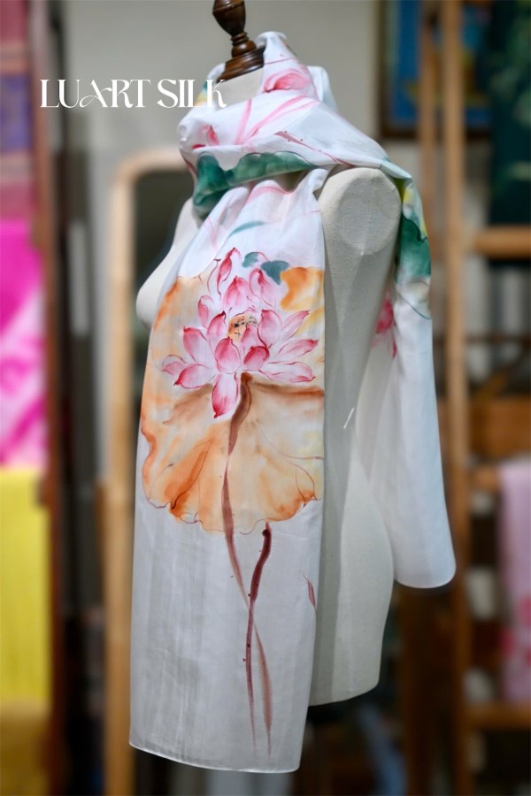 Khăn lụa tơ tằm vẽ tay (85x180cm) 