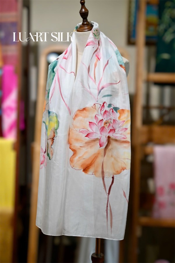 Khăn lụa tơ tằm vẽ tay (85x180cm) 