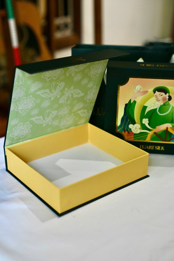 Khăn lụa tơ tằm vẽ tay Cây Lúa