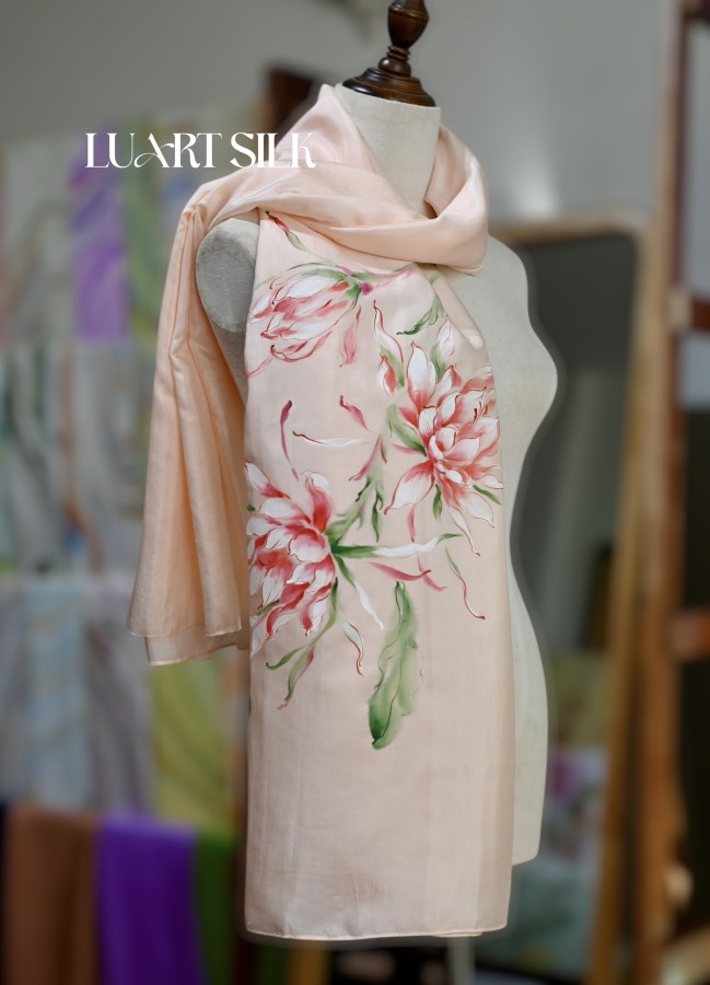 Khăn lụa tơ tằm vẽ tay (85x180cm) 